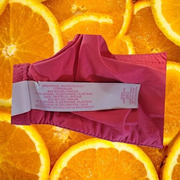 Victoria's Secret Pushup Wings 38D - Picture 5 of 5